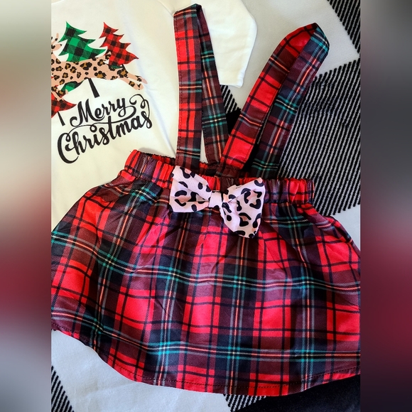 📢📢📢Free With Any Purchase📢📢📢Holidays outfit 🎄🎅 - Picture 2 of 7